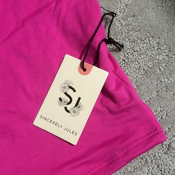 pink top - Picture 2 of 4